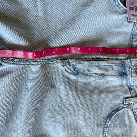 🧡 3/$15 C- Wild Fable Super High Rise Straight Light Wash Jeans Size 17S - Picture 5 of 7